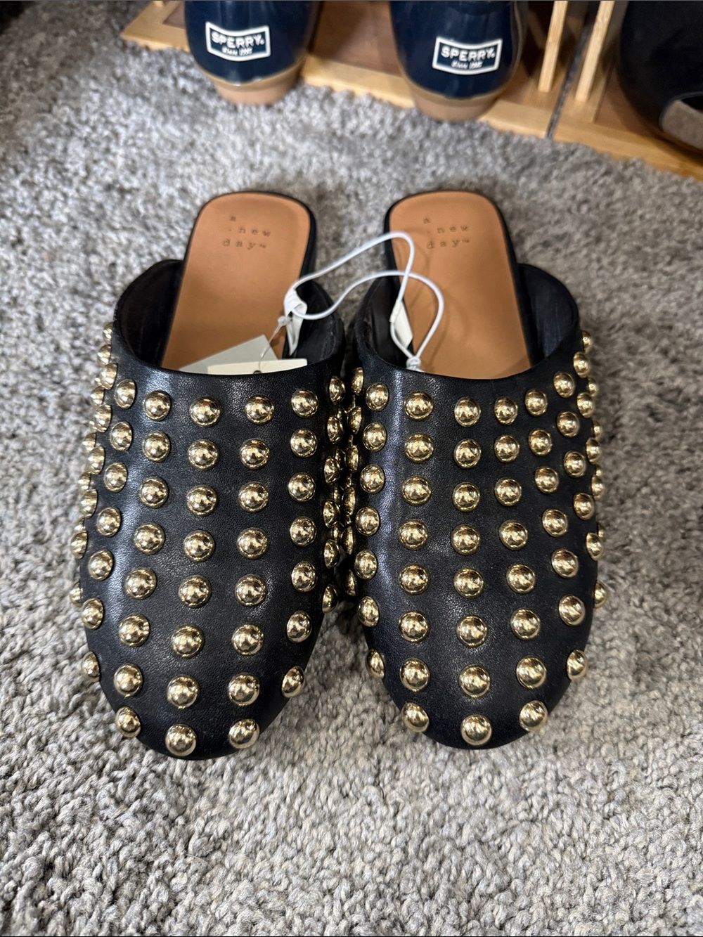New with tags A New Day Studded Slide On Flats 8 gold hardware - Picture 3 of 8